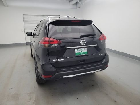 Used 2018 Nissan Rogue SL w/ Premium Package AWD/4WD image 6