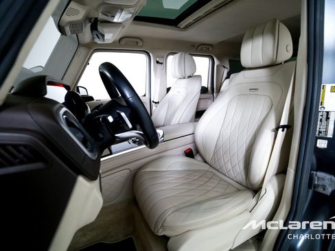 Used 2021 Mercedes-Benz G 550 w/ AMG Line image 11