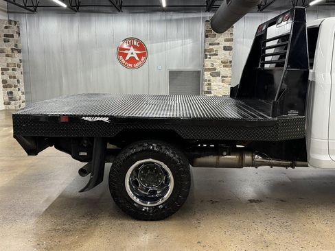 Used 2024 RAM 3500 SLT w/ Quick Order Package 2YG SLT AWD/4WD image 17