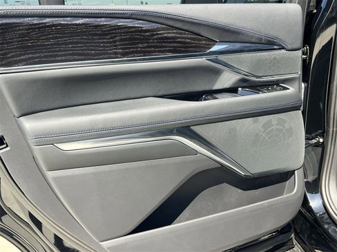 New 2026 Cadillac Escalade IQ Luxury 1 image 27