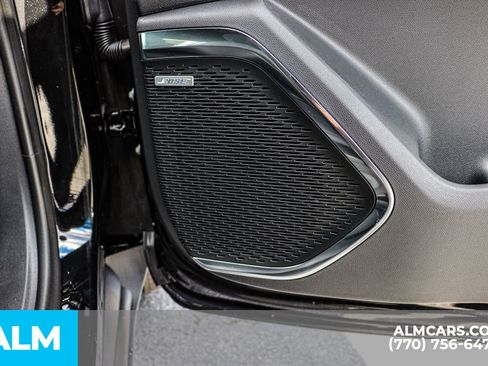 Used 2025 Chevrolet Traverse LT w/ Enhanced Driving Package image 50