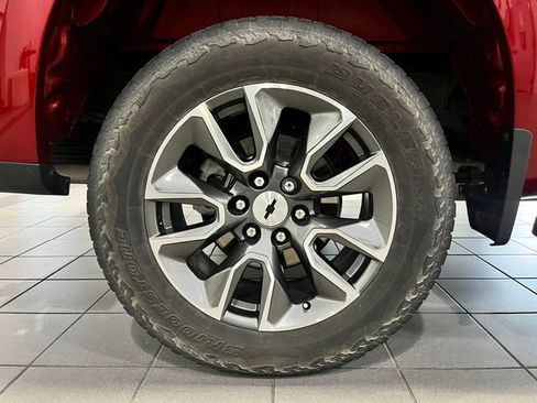 Used 2023 Chevrolet Silverado 1500 RST w/ Convenience Package II AWD/4WD image 9
