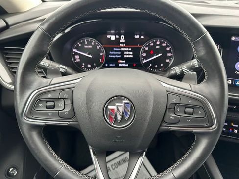 Used 2022 Buick Envision Essence w/ Technology Package I image 28