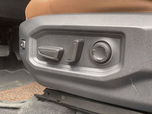 Used 2023 Toyota Tundra 1794 Edition image 18