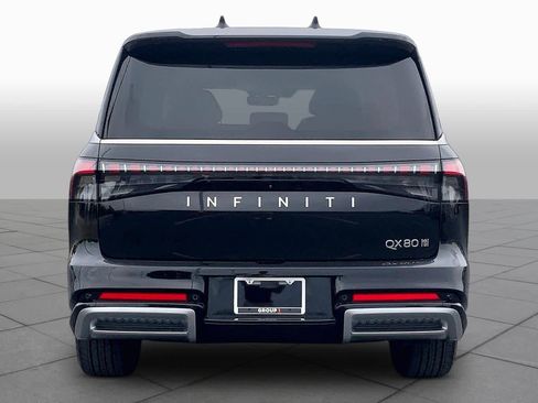 Used 2025 INFINITI QX80 Sensory AWD/4WD image 5