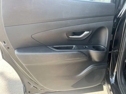 Used 2022 Hyundai Santa Cruz SEL FWD image 18