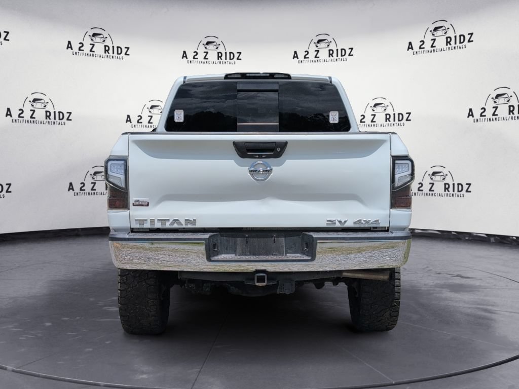 Used 2018 Nissan Titan SV AWD/4WD image 5