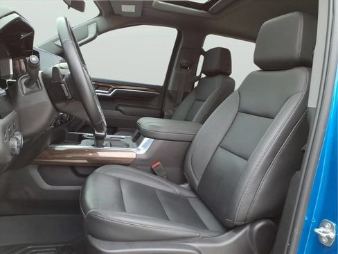 Used 2024 Chevrolet Silverado 1500 LT Trail Boss w/ Convenience Package II AWD/4WD image 15