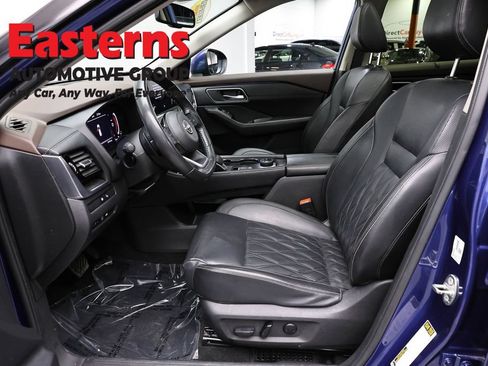 Used 2023 Nissan Rogue Platinum w/ Platinum Premium Package AWD/4WD image 14