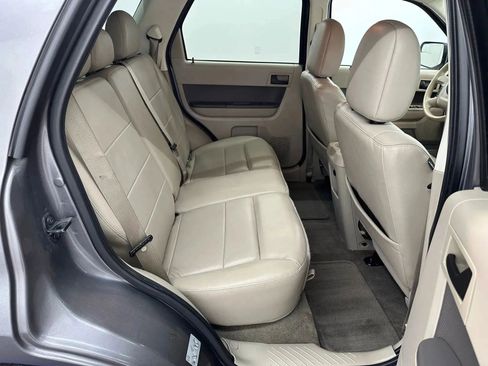 Used 2011 Ford Escape XLT w/ 203A Rapid Spec Order Code image 17