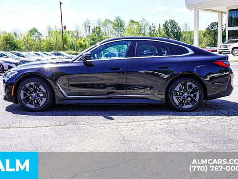 Used 2022 BMW i4 eDrive40 image 9