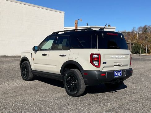 New 2025 Ford Bronco Sport Badlands image 4