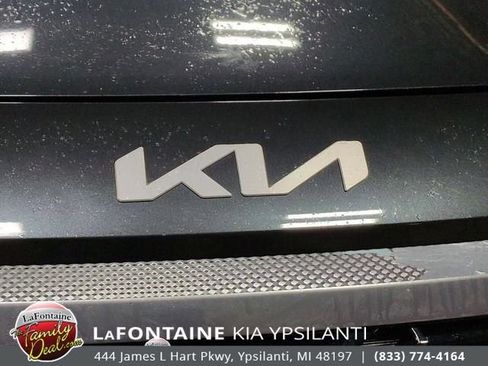 Used 2024 Kia Seltos S AWD/4WD image 30