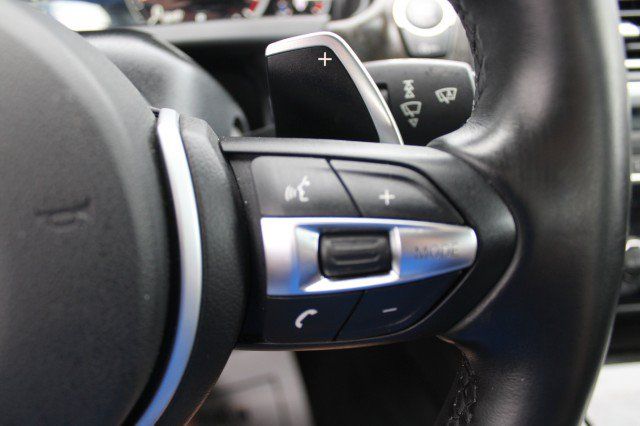 Used 2017 BMW 650i Convertible RWD image 31