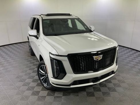 Used 2025 Cadillac Escalade Sport AWD/4WD image 36