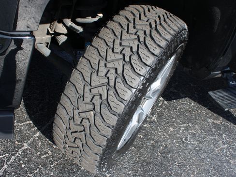 Used 2018 Chevrolet Silverado 1500 LTZ Z71 w/ LTZ Plus Package image 44