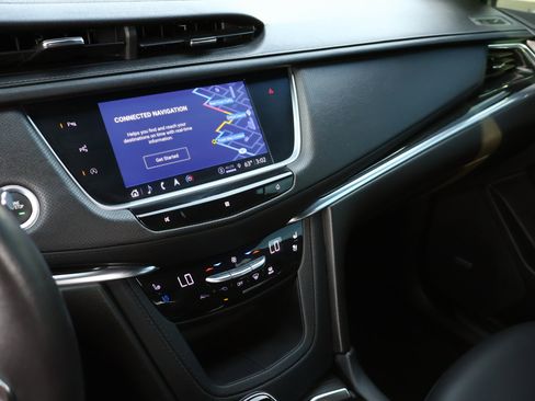 Used 2021 Cadillac XT5 Premium Luxury image 20