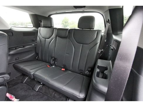 Used 2025 Hyundai Palisade SEL FWD image 15