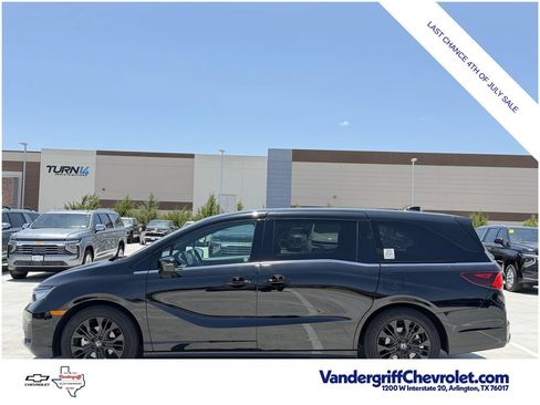 Used 2025 Honda Odyssey Sport-L image 3
