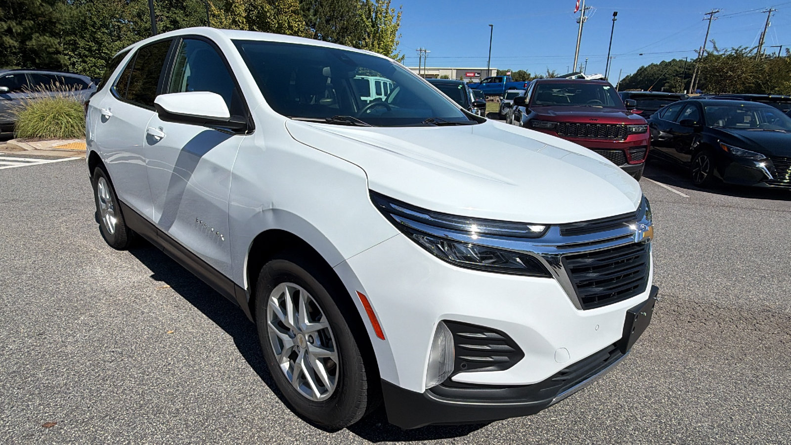 Used 2024 Chevrolet Equinox LT AWD/4WD image 5