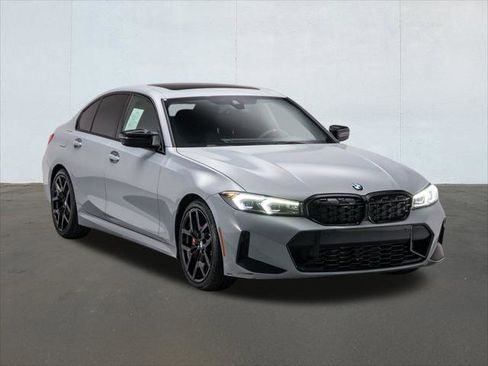 Used 2025 BMW M340i w/ Shadowloine Package image 7