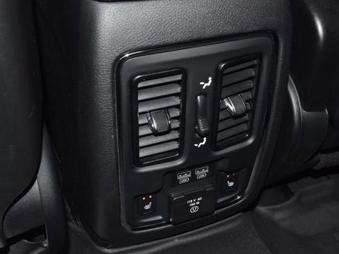 Used 2014 Dodge Durango Limited w/ Trailer Tow Group IV image 31