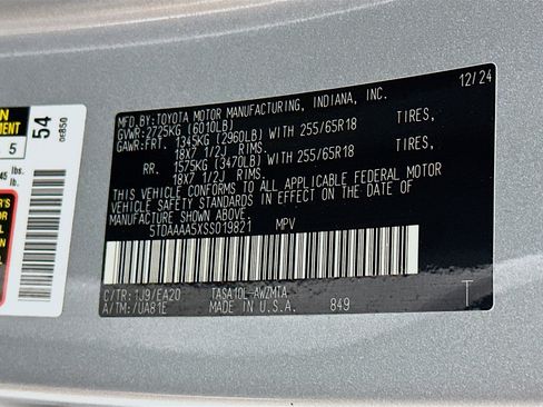 Used 2025 Toyota Grand Highlander FWD image 12