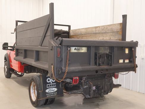 Certified 2017 Ford F550 4x4 Regular Cab Super Duty image 8