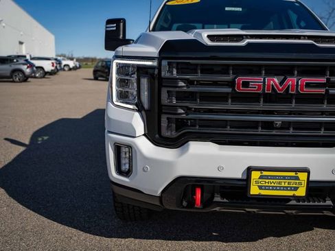 Used 2023 GMC Sierra 2500 AT4 w/ AT4 Premium Plus Package AWD/4WD image 4