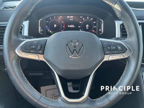 Certified 2023 Volkswagen Atlas Cross Sport SE w/ Black Wheel Package FWD image 19