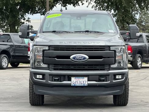 Used 2019 Ford F250 Lariat w/ Lariat Ultimate Package AWD/4WD image 9