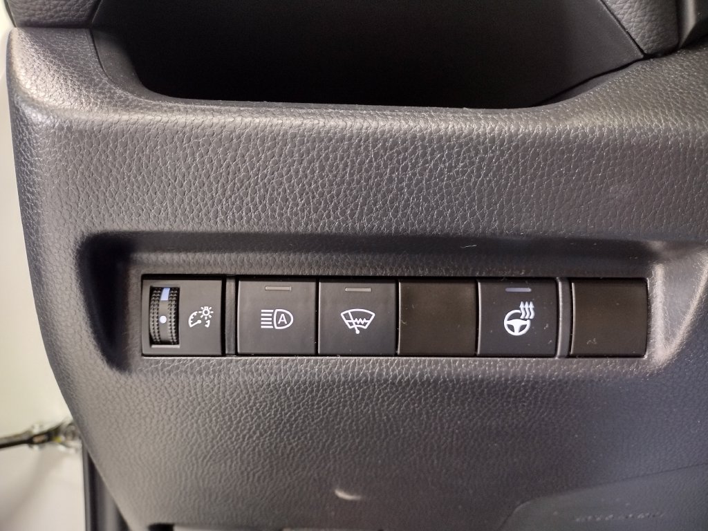 Used 2022 Toyota RAV4 XLE w/ XLE Grade Weather Package AWD/4WD image 22