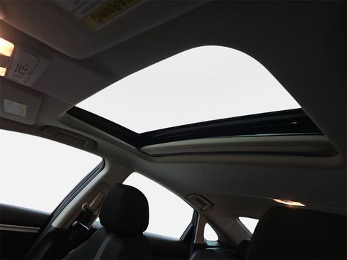 Used 2017 Honda Civic EX image 30