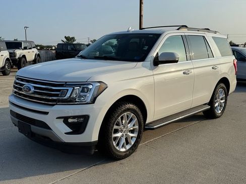 Used 2021 Ford Expedition XLT AWD/4WD image 12