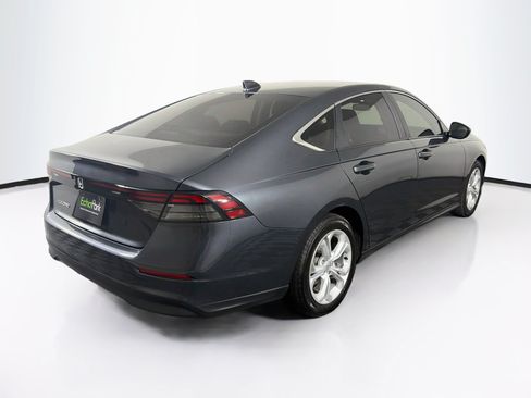 Used 2025 Honda Accord LX image 9