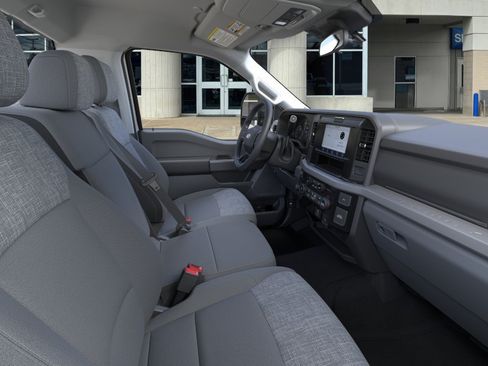New 2026 Ford F350 XLT w/ 360-Degree Camera Package RWD image 33