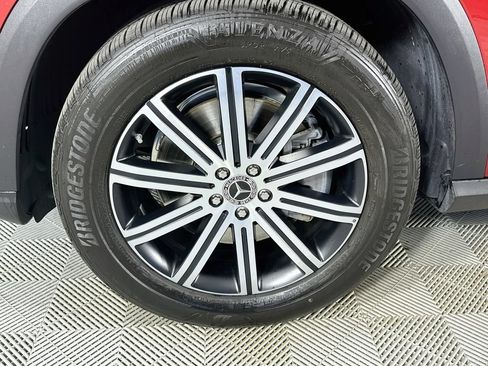 Used 2025 Mercedes-Benz GLE 450e 4MATIC image 32