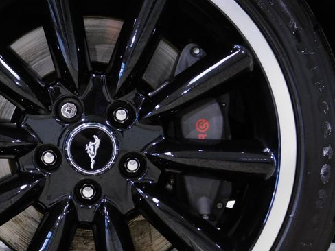 Used 2013 Ford Mustang Boss 302 w/ Boss 302 Accessory Pkg image 36