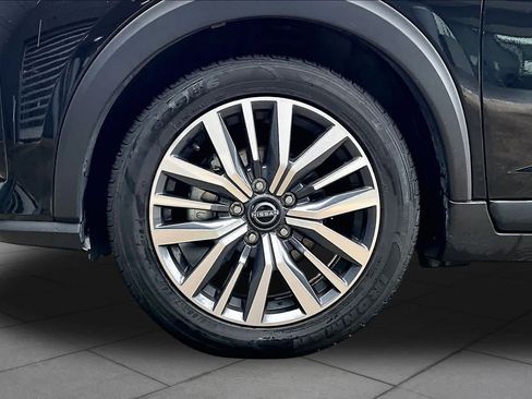 Certified 2024 Nissan Kicks SR FWD image 11