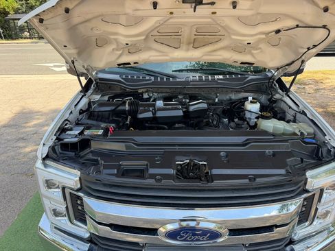 Used 2019 Ford F350 XL w/ STX Appearance Package AWD/4WD image 25