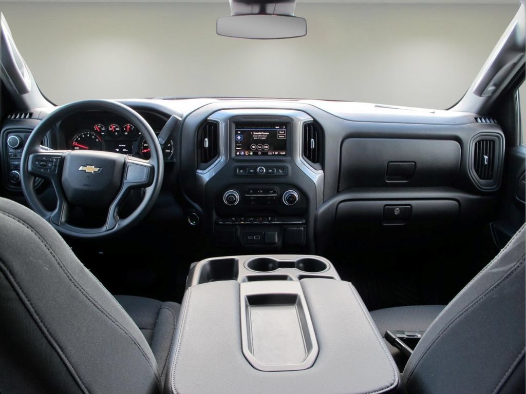 Used 2026 Chevrolet Silverado 1500 Custom AWD/4WD image 20