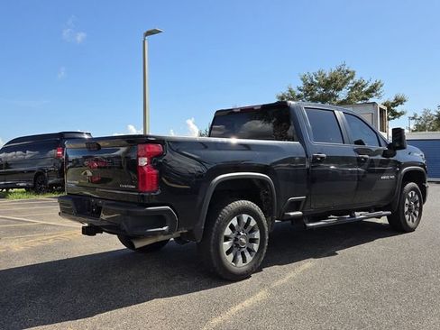 Used 2024 Chevrolet Silverado 2500 Custom w/ Custom Convenience Package AWD/4WD image 6
