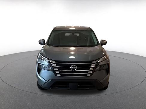 Used 2025 Nissan Rogue SV AWD/4WD image 8