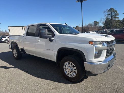 Used 2022 Chevrolet Silverado 2500 LT w/ Fleet Comfort Package image 8