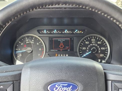 Used 2019 Ford F150 XLT w/ Equipment Group 302A Luxury AWD/4WD image 5