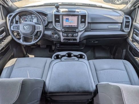 Used 2024 RAM 2500 Big Horn AWD/4WD image 15