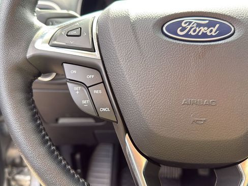 Certified 2023 Ford Edge SEL w/ Convenience Package AWD/4WD image 16