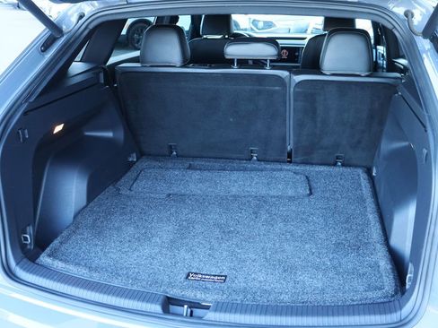 Used 2021 Volkswagen Atlas Cross Sport SE w/ Panoramic Sunroof Package AWD/4WD image 25