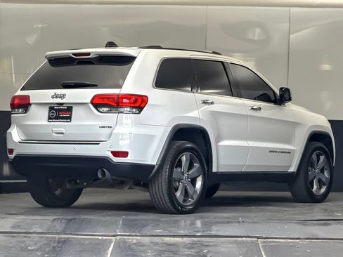 Used 2015 Jeep Grand Cherokee Limited RWD image 3