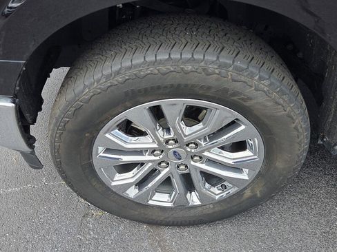 Used 2024 Ford F150 Lariat w/ FX4 Off-Road Package AWD/4WD image 16